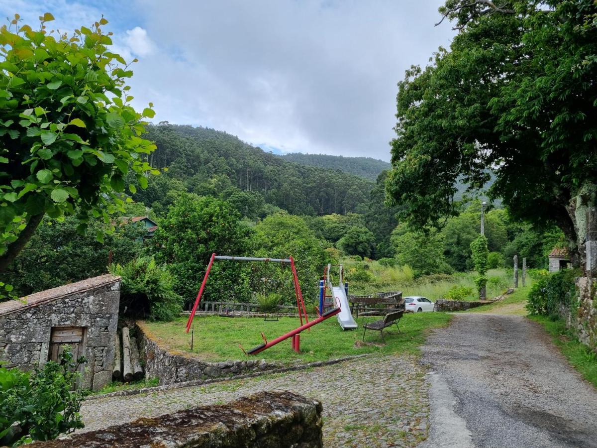 Alojamiento Casa Carlota Villadesuso Eksteriør bilde